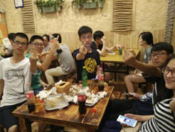 十月田镇烧烤加盟,学烧烤技术,开烧烤店多少钱疯狂烤翅加盟